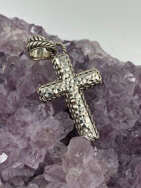 JAI John Hardy Sterling Silver Hammered Cross Pen…